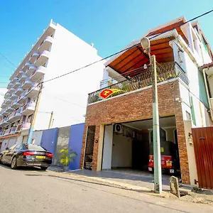 2* Hotel Yoho Avana